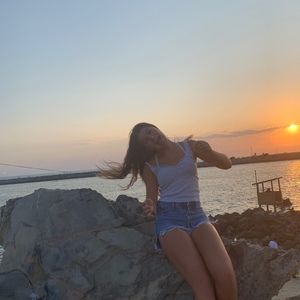 Meet your Posher, Liz